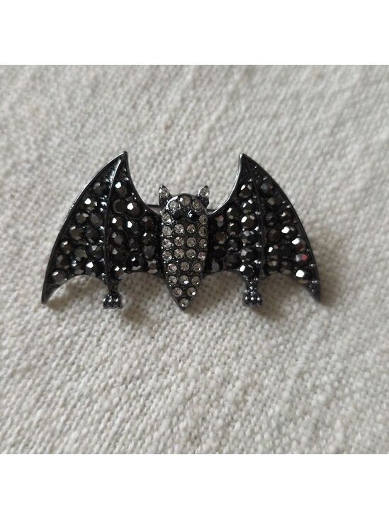 Fashion Jewelry Jewelry - Rare Bat Brooch Covered In Simulated GEMS